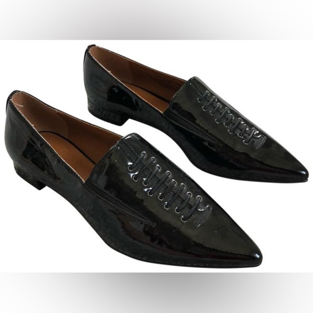 Halston “Ronda” Flats - Picture 4 of 13